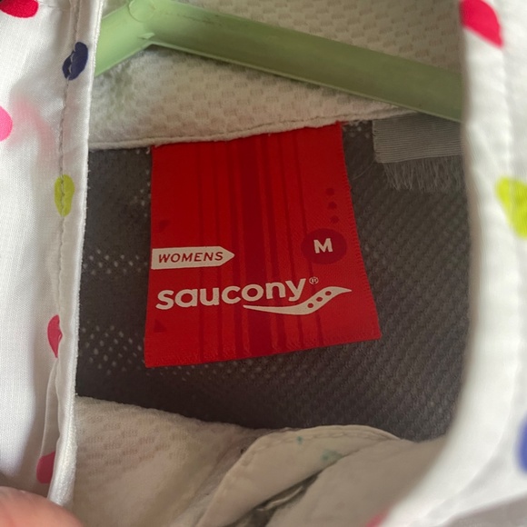 Saucony Jacket - for running, walking, outdoor adventures - EUC - Picture 3 of 5